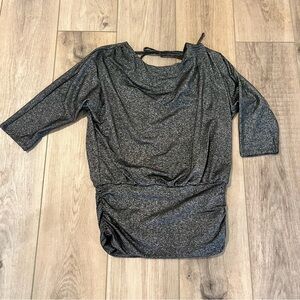 White House Black Market Gray & Black Ruched 3/4 Sleeve Blouse